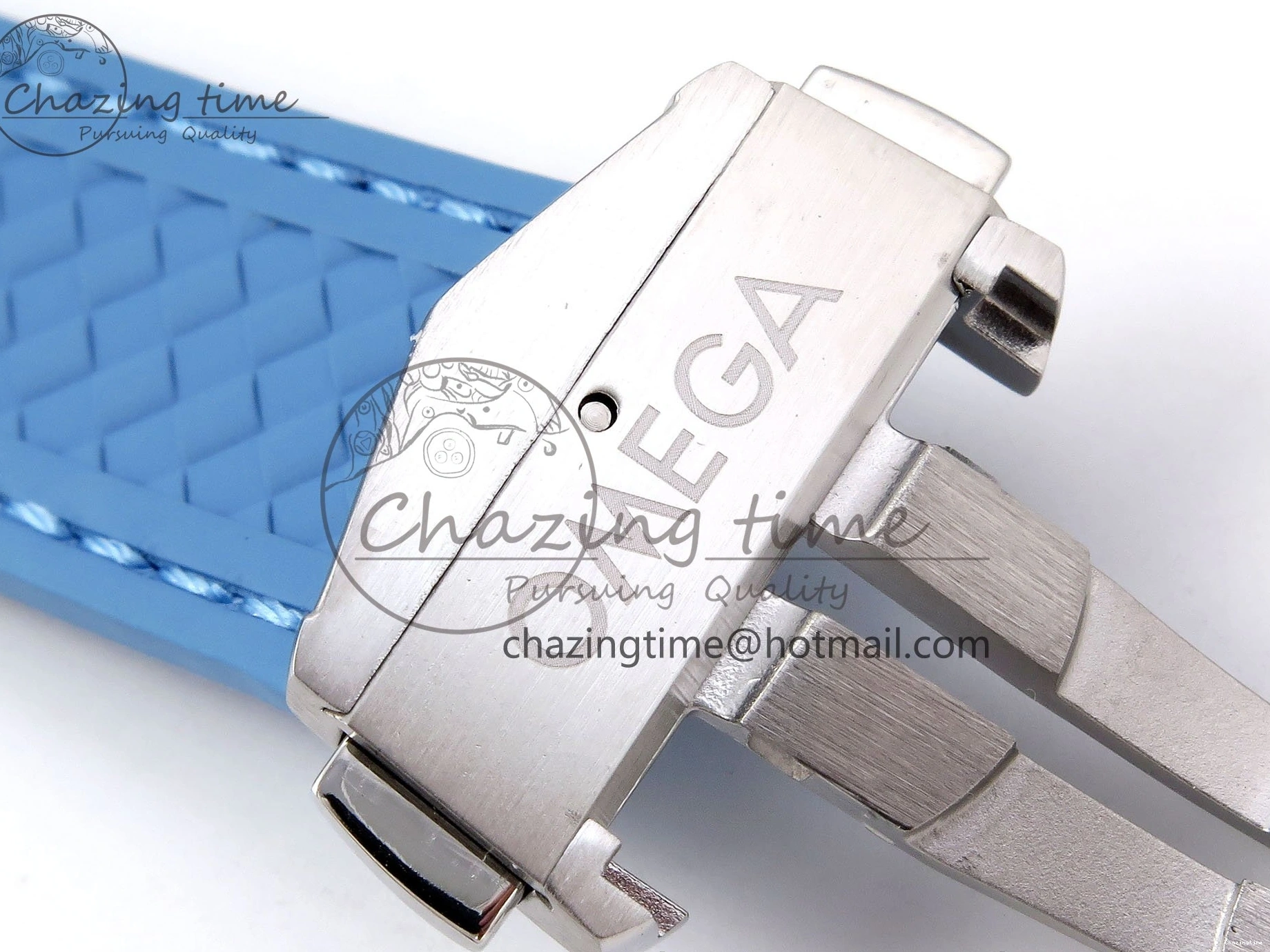 0201 GoAnywhere Aqua Terra GMT Worldtimer 43mm VSF 1:1 Best Edition Summer Blue Dial on Blue Rubber Strap A8938 Super Clone 7722